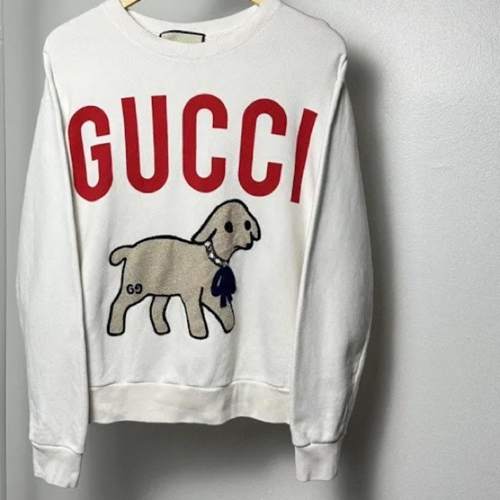 100% authentic Gucci Cream embroidered Lamb sweatshirt